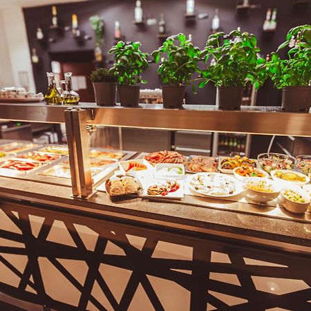 Park Hotel Bydgoszcz Eksteriør billede